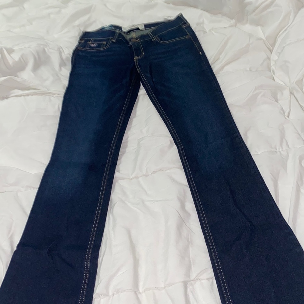 3R Hollister dark blue bootcut jeans